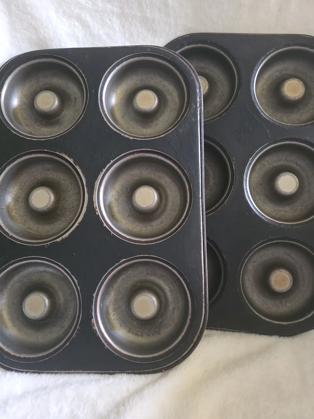 Bundle of 2 Non-Stick 6-Cavity Donut Baking Pans (Makes 12 Total) - Pre-Owned